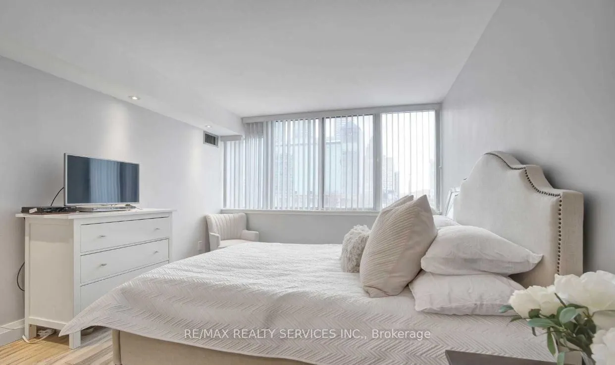 350 Webb Drive, #407