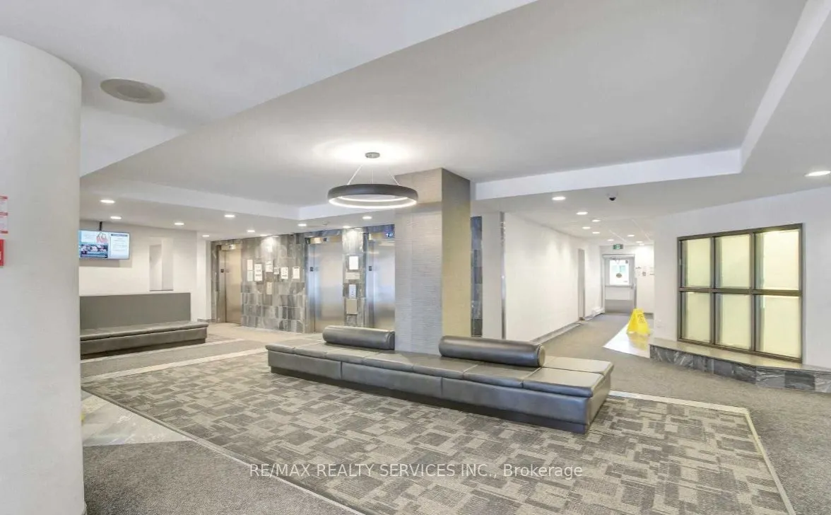350 Webb Drive, #407