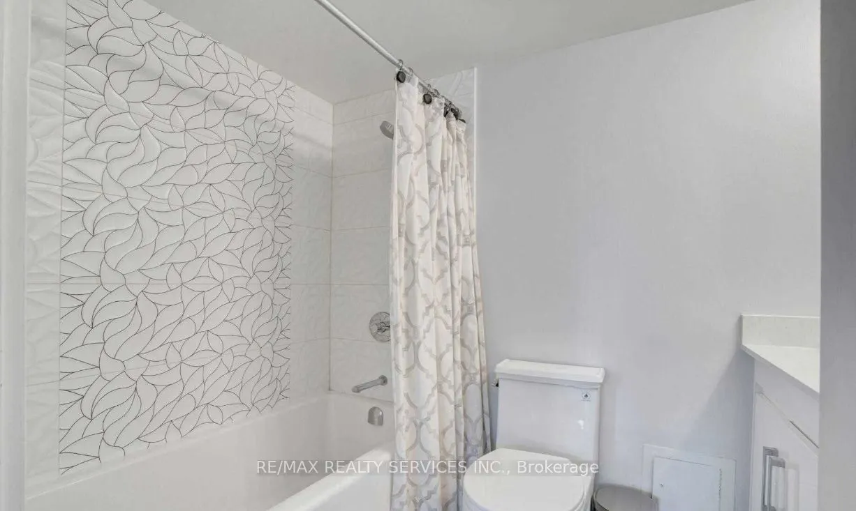 350 Webb Drive, #407