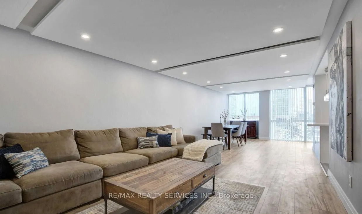 350 Webb Drive, #407