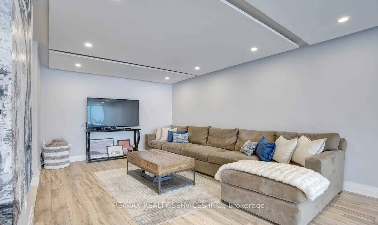 350 Webb Drive, #407