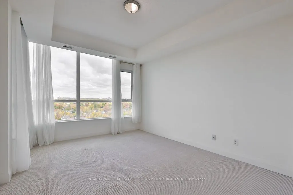1 Hurontario Street, #1606
