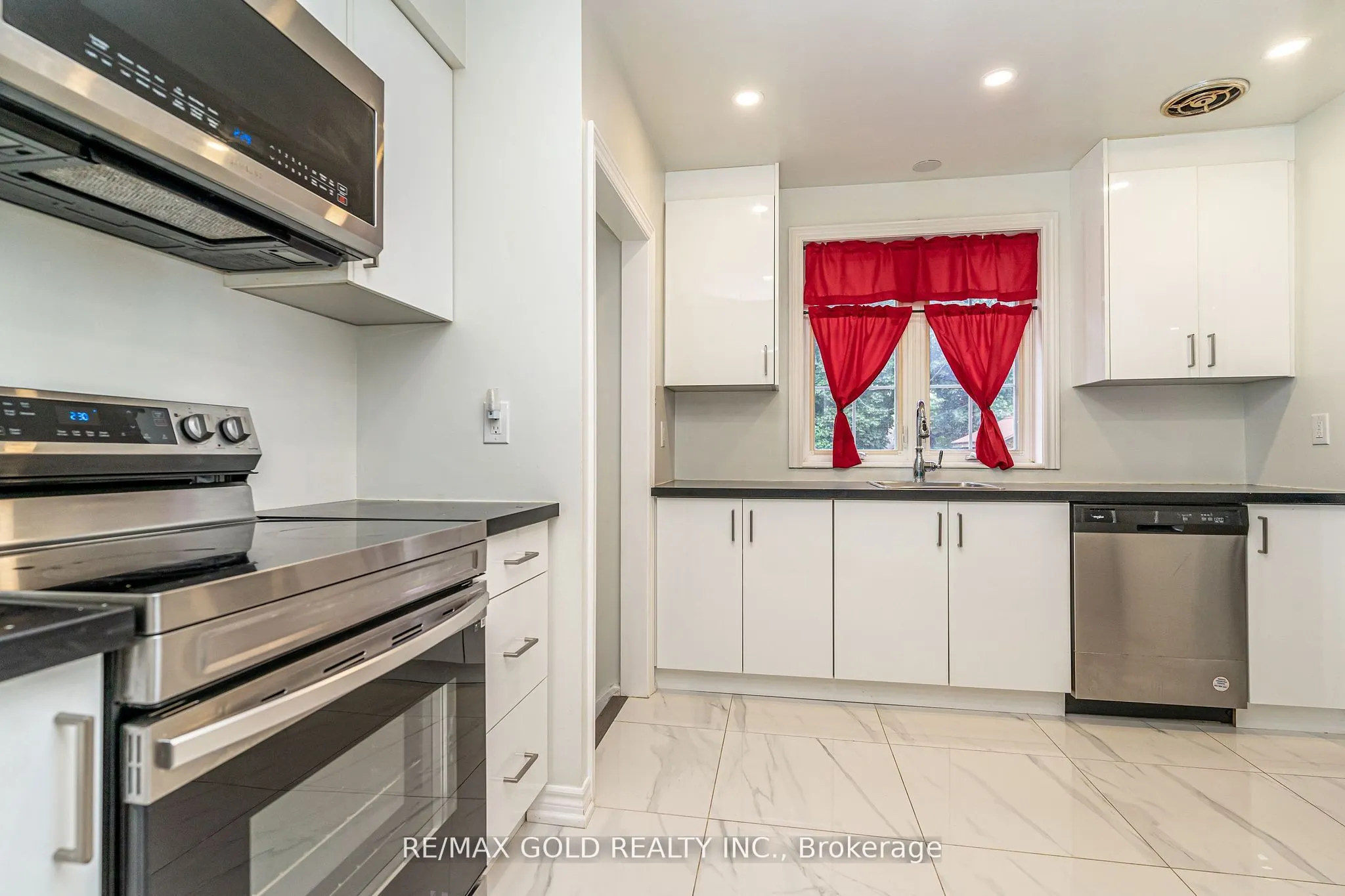 41 Aberdeen Crescent