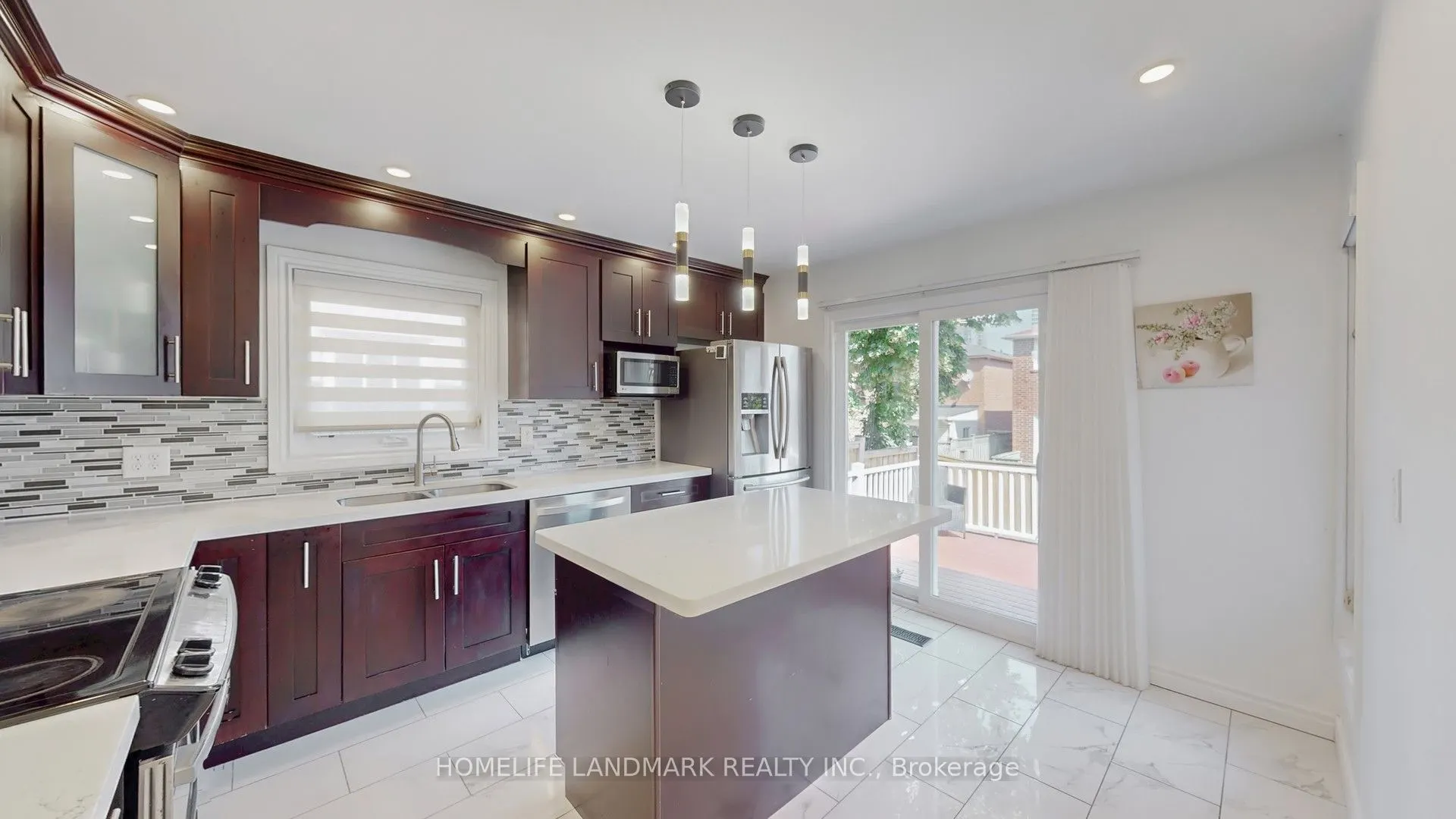 373 Kingsbridge Garden Circle