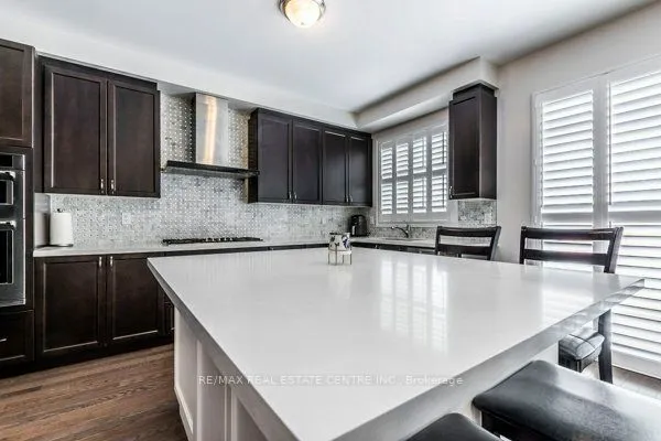 50 Royal Fern Crescent