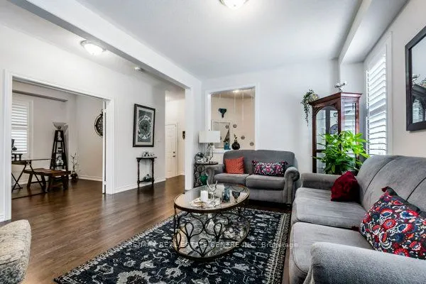 50 Royal Fern Crescent