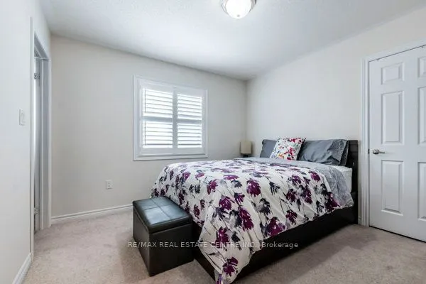 50 Royal Fern Crescent