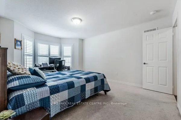 50 Royal Fern Crescent