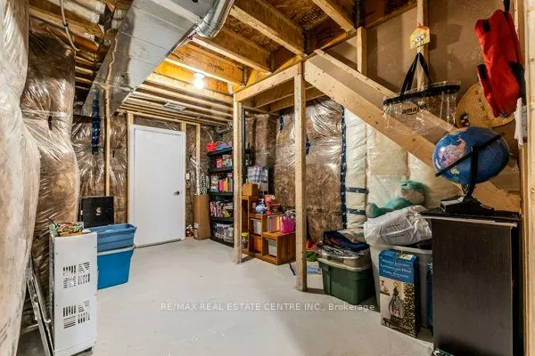 50 Royal Fern Crescent