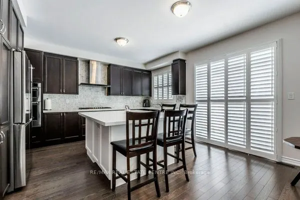 50 Royal Fern Crescent