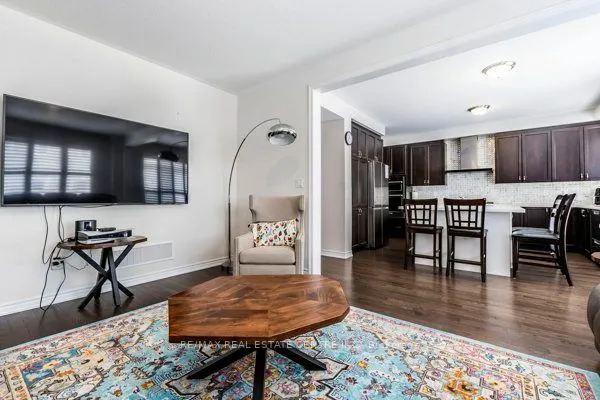 50 Royal Fern Crescent