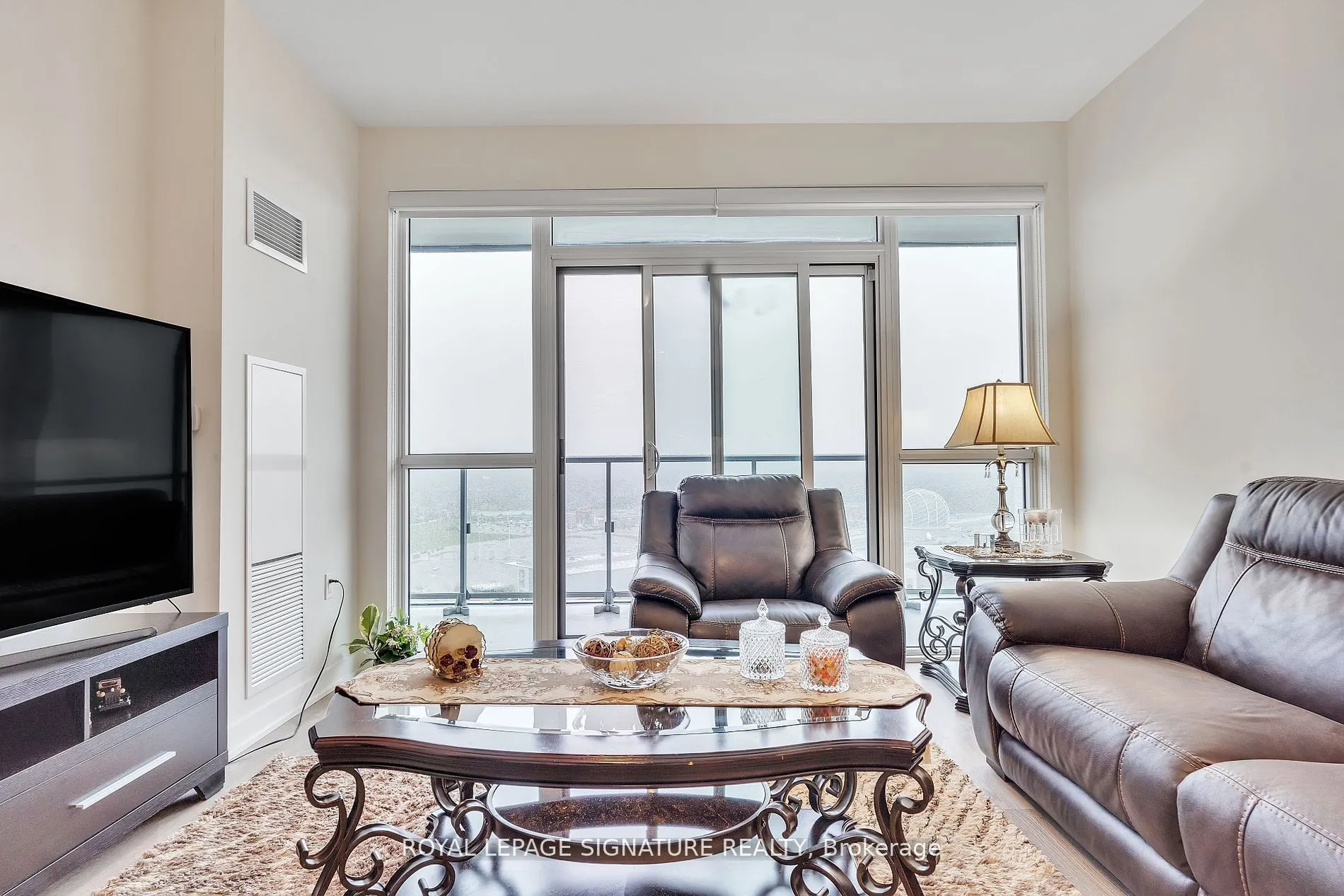 4677 Glen Erin Drive, #1602