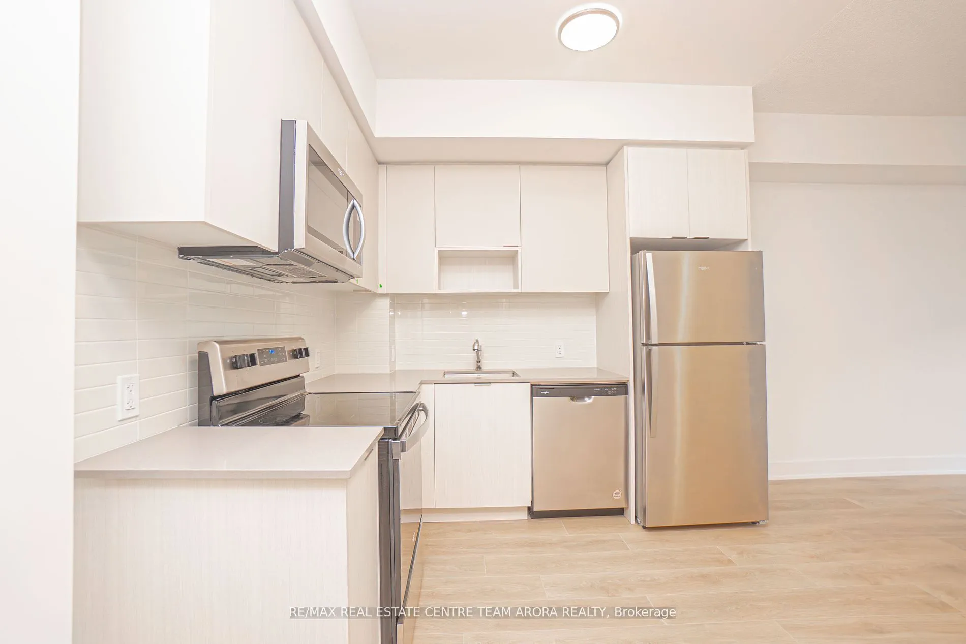 202 Burnhamthorpe Road E, #603