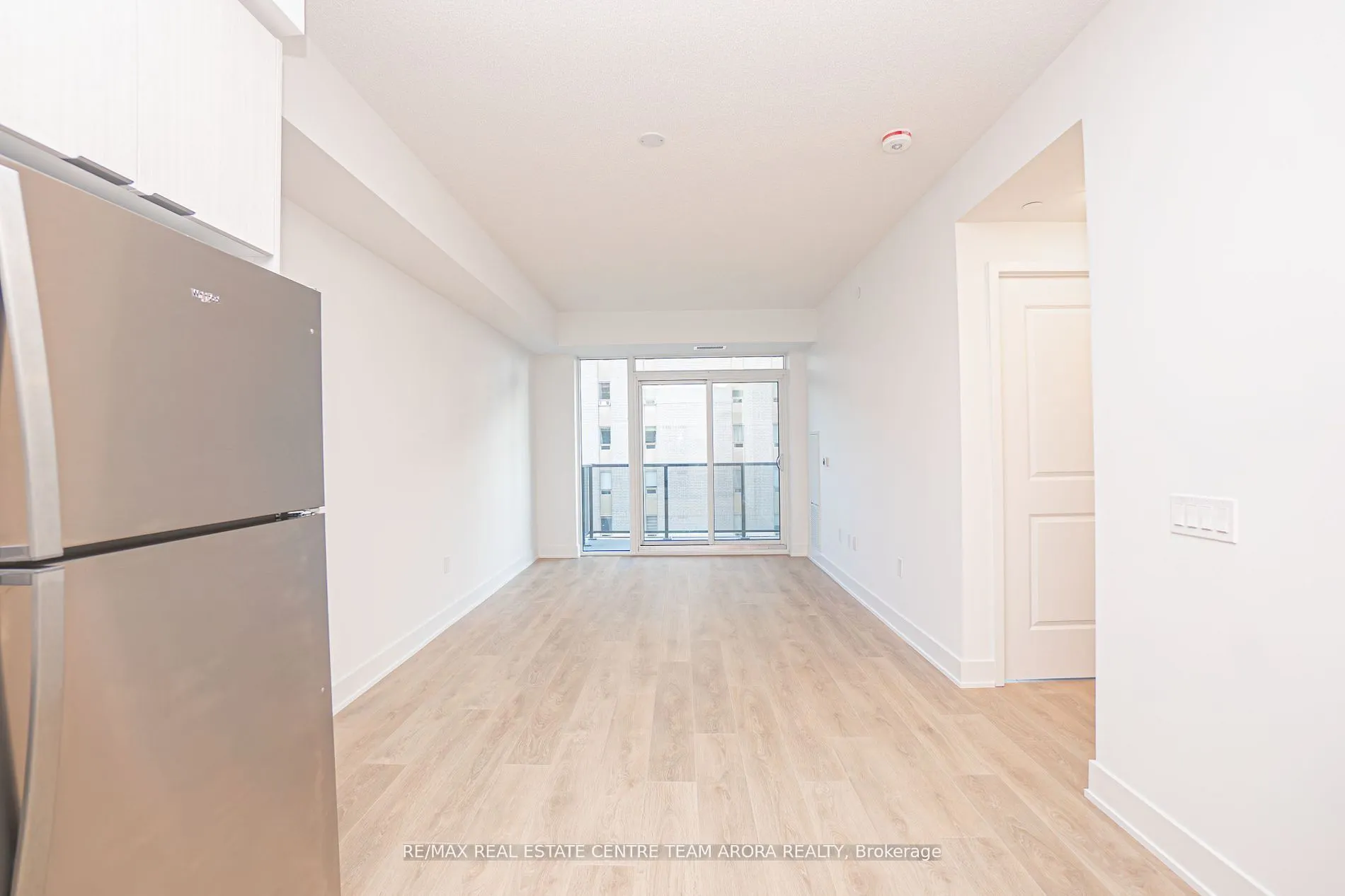 202 Burnhamthorpe Road E, #603