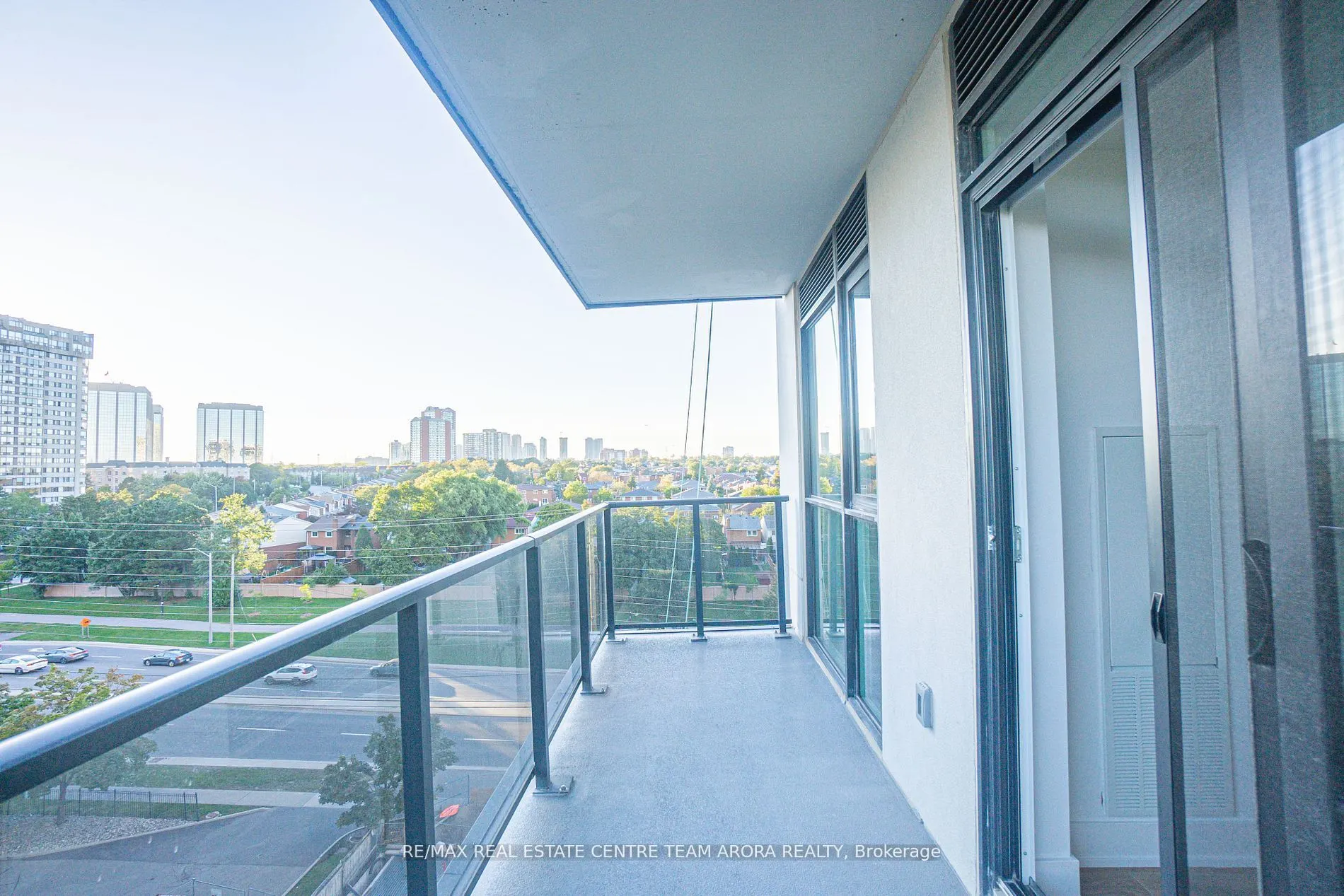 202 Burnhamthorpe Road E, #603