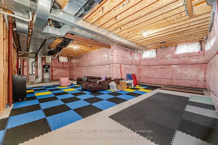 386 Tudor Avenue