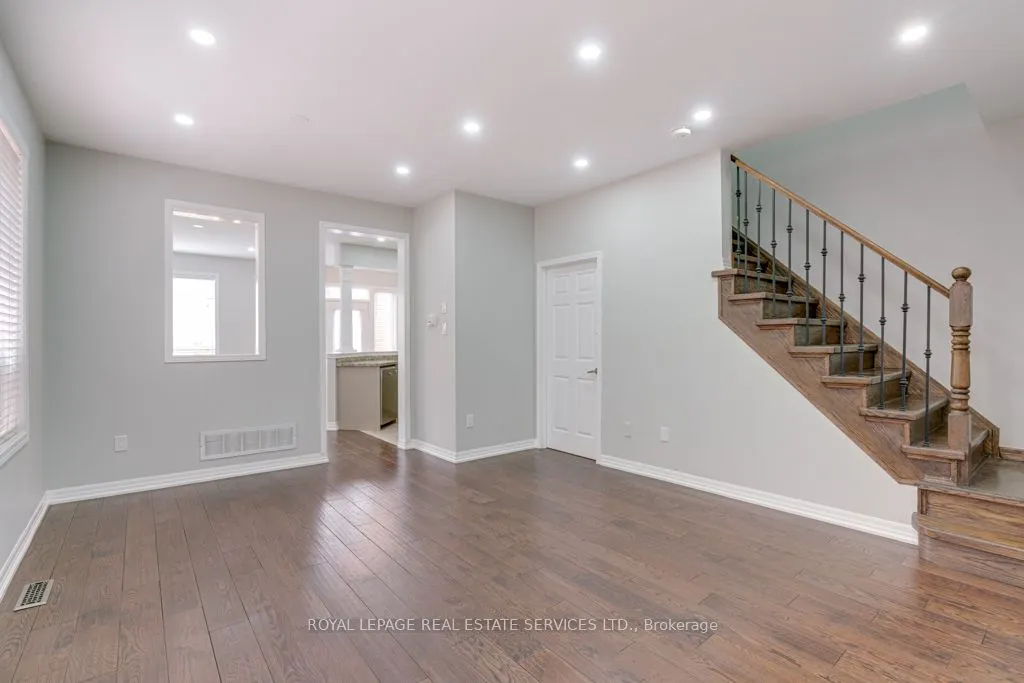 1327 Weir Chase, #Upper