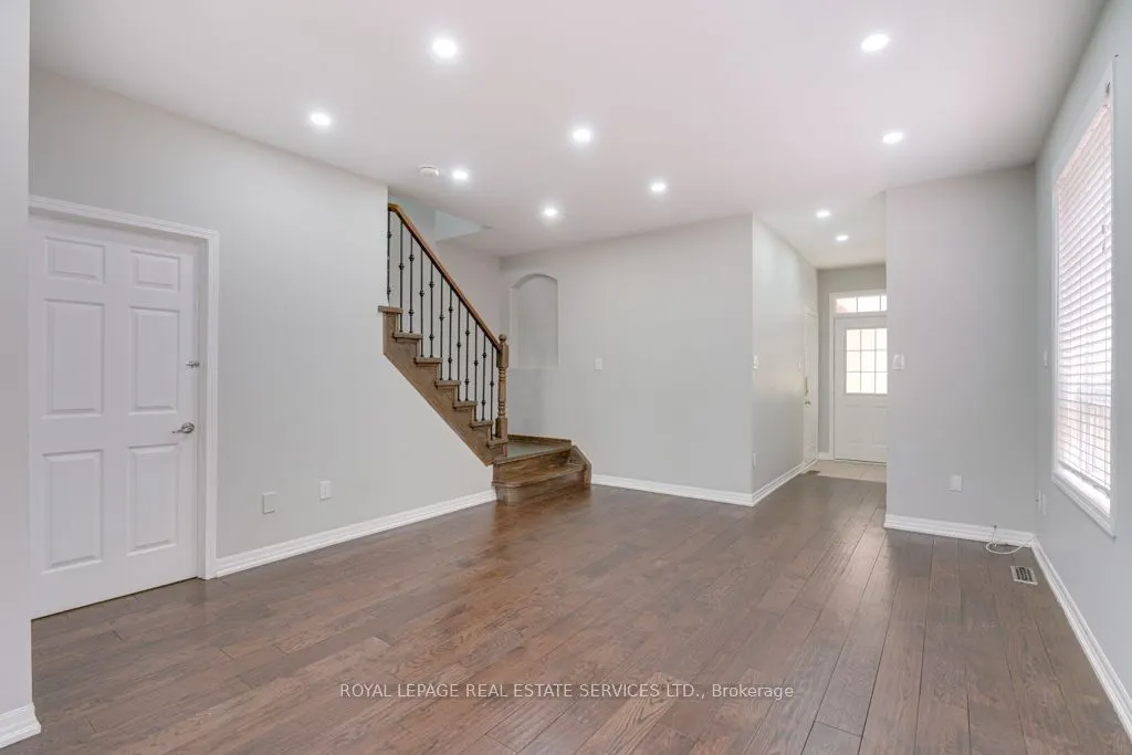 1327 Weir Chase, #Upper