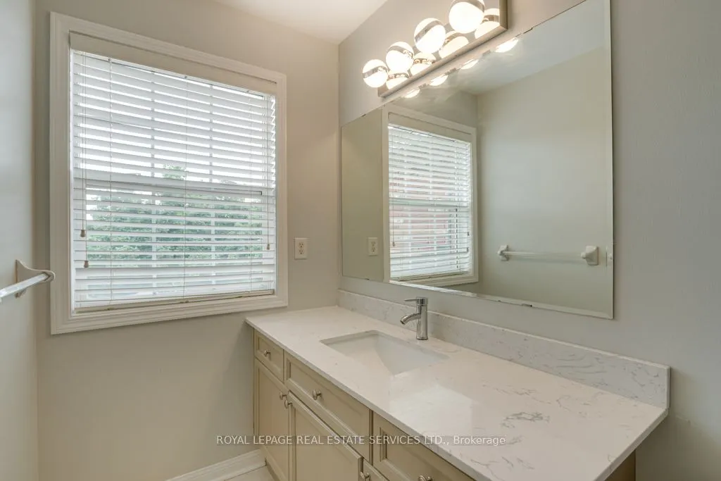 1327 Weir Chase, #Upper