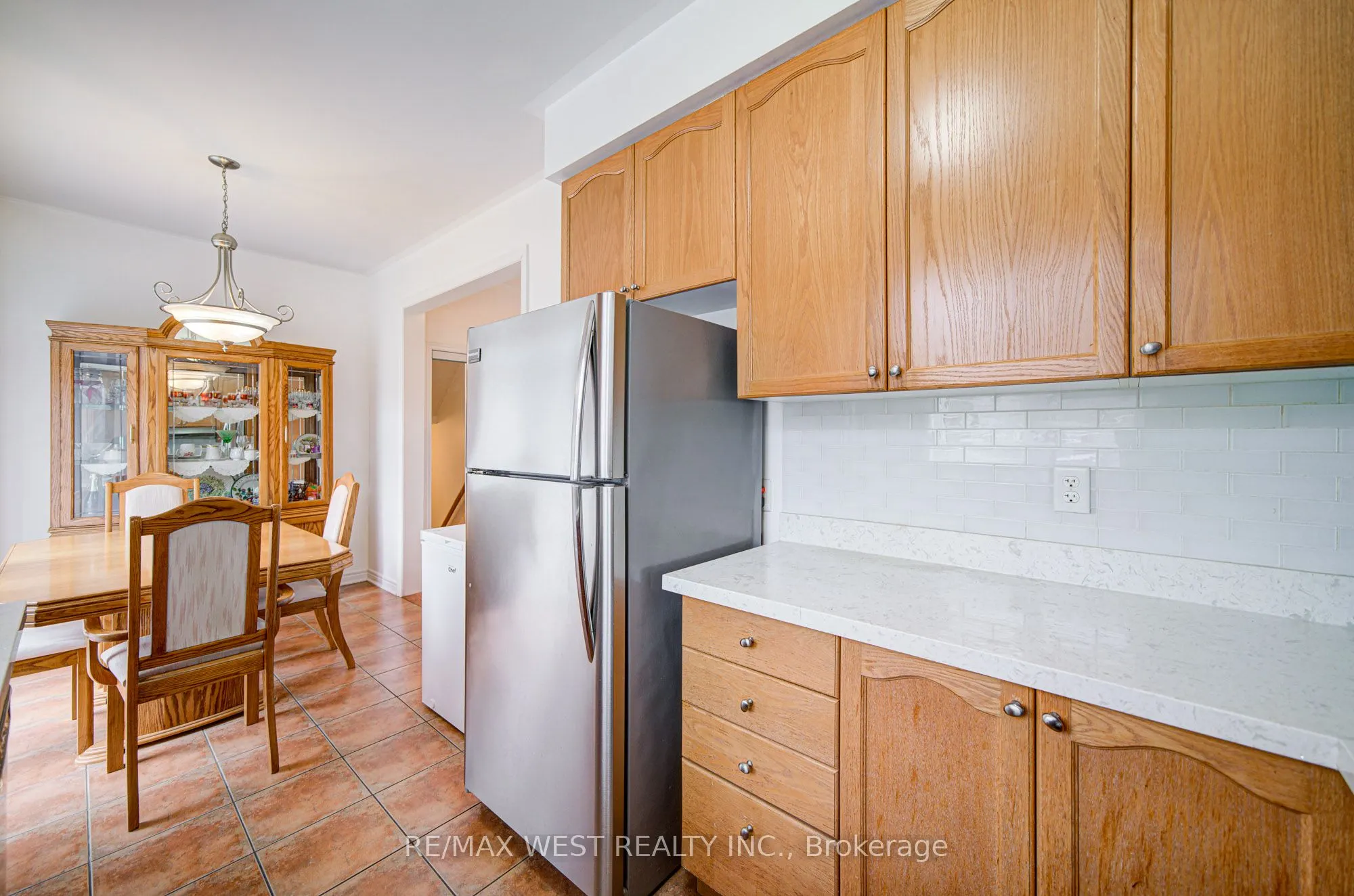 12 Eaglefield Gate