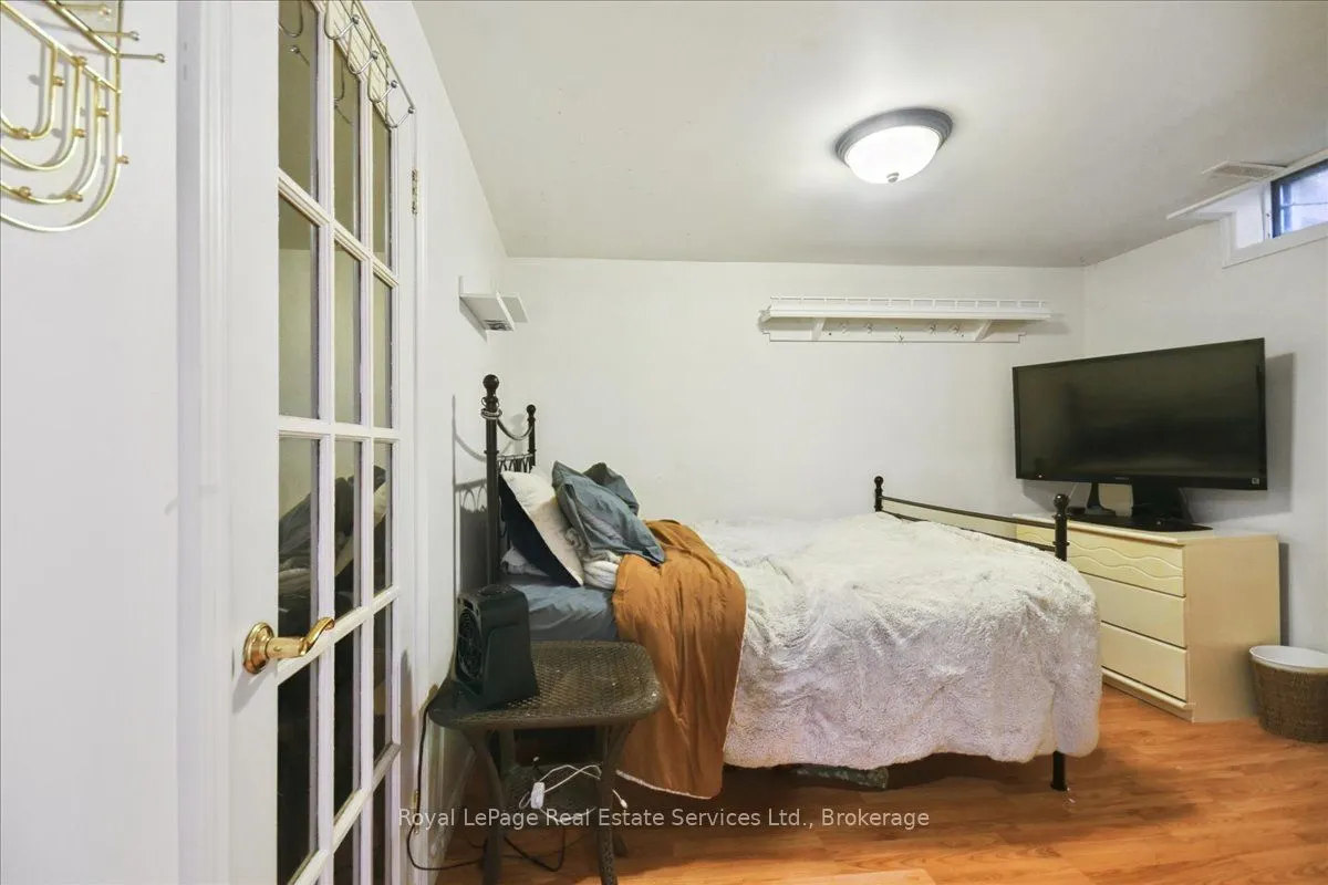 2248 MacLennan Drive