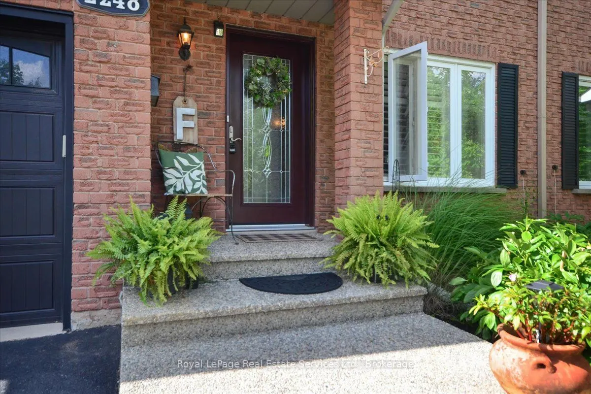 2248 MacLennan Drive