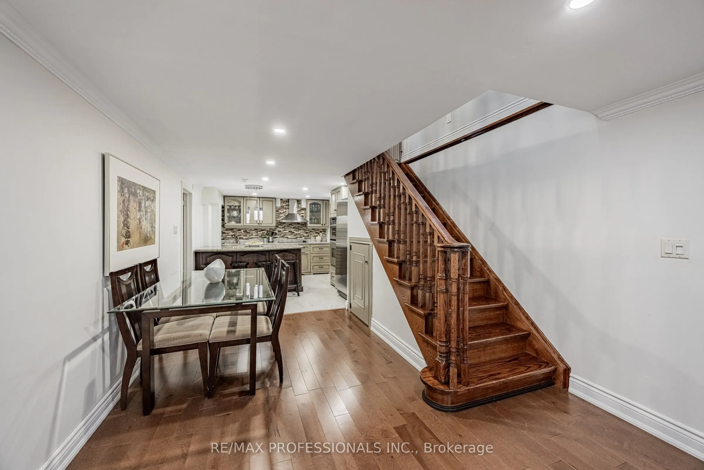 108 Avening Drive