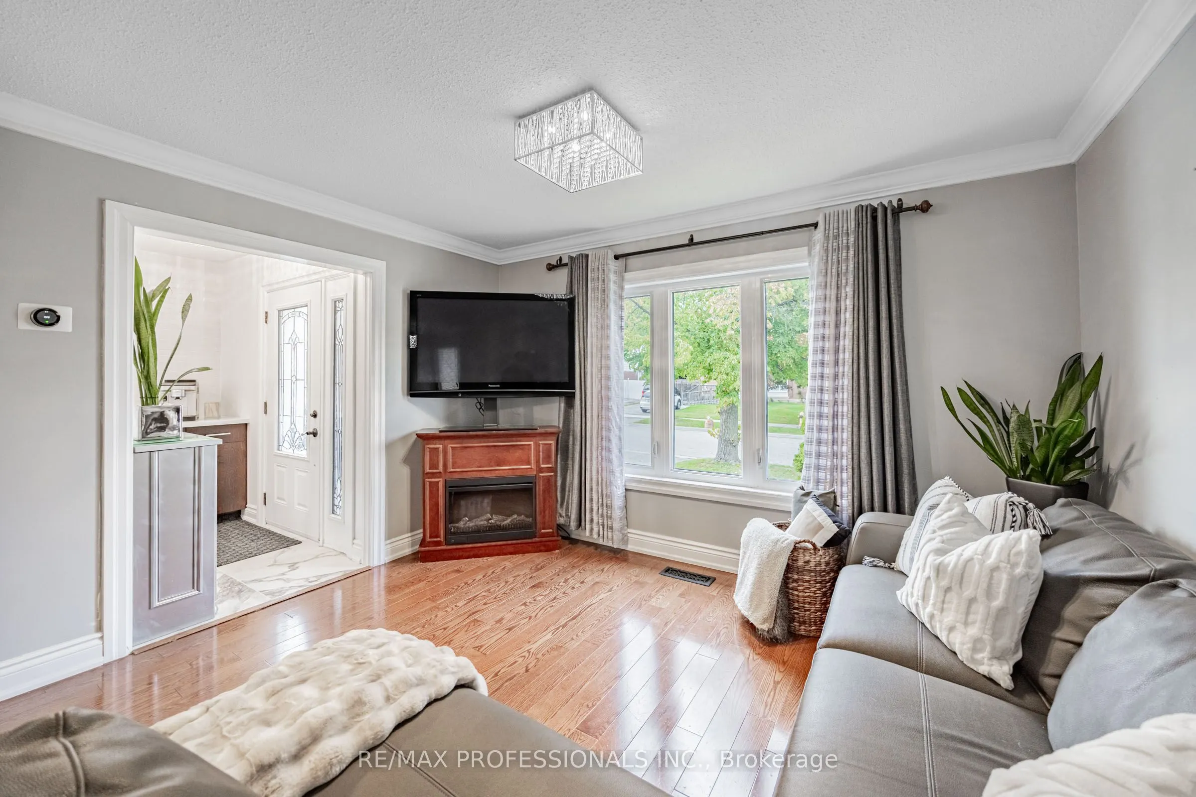 108 Avening Drive