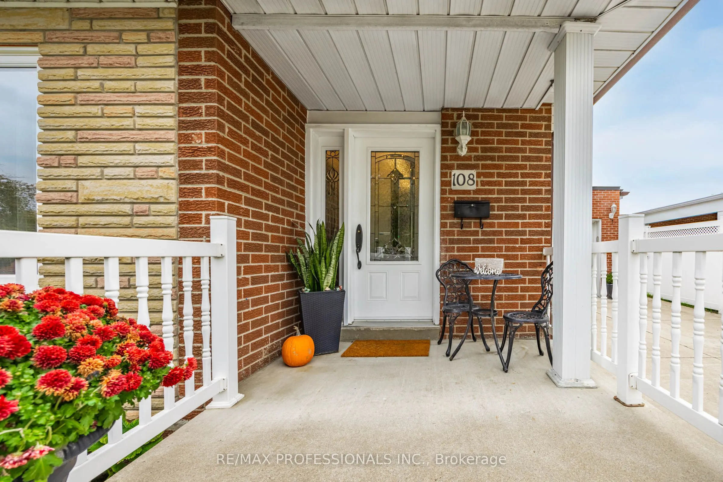 108 Avening Drive