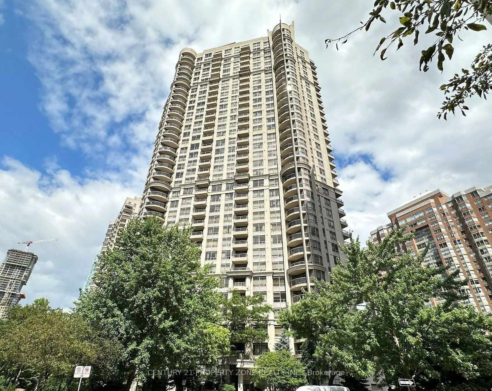 310 Burnhamthorpe Road W, #1908