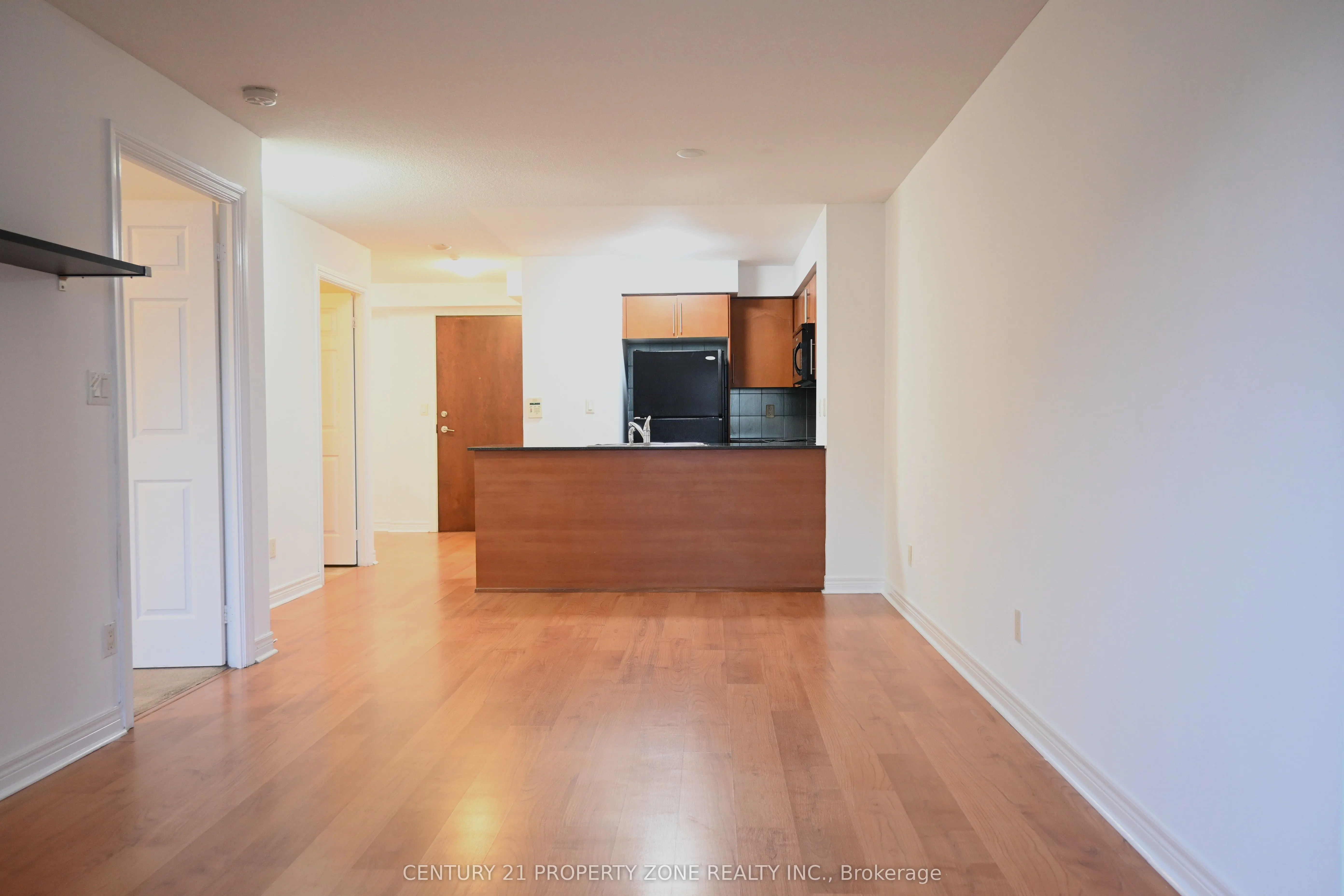 310 Burnhamthorpe Road W, #1908