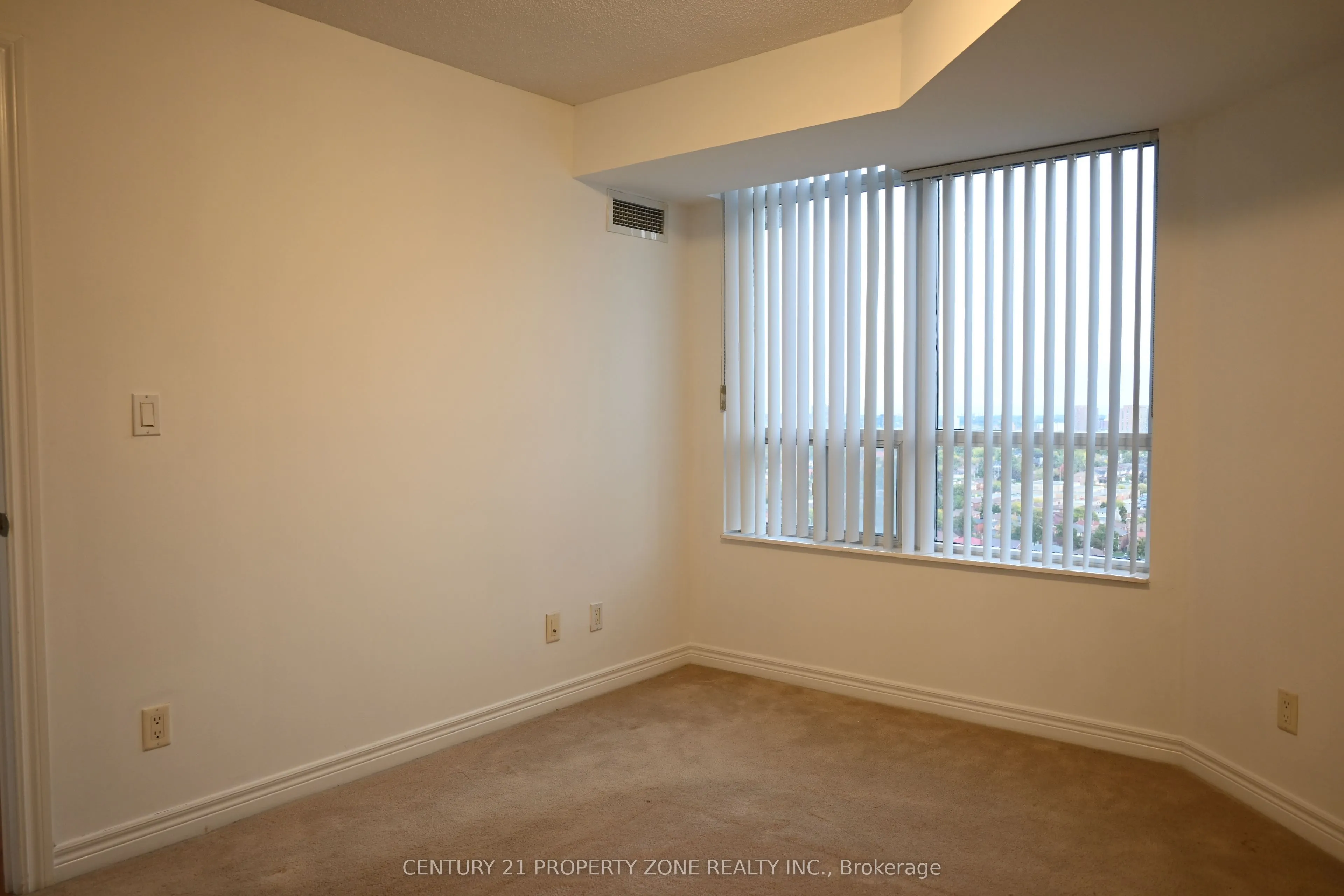 310 Burnhamthorpe Road W, #1908