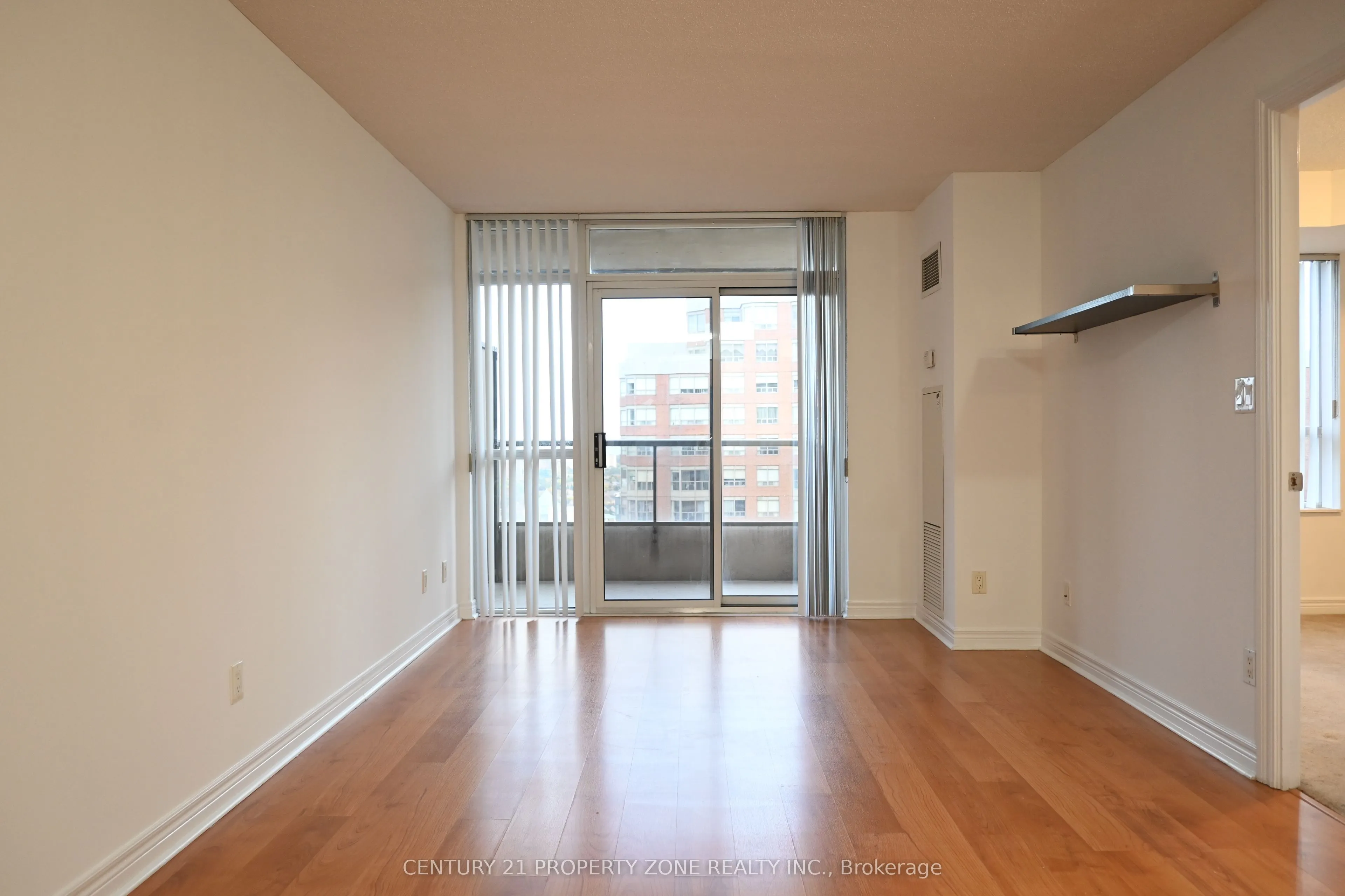 310 Burnhamthorpe Road W, #1908