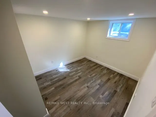 81 Cuffley Crescent S, #Basement