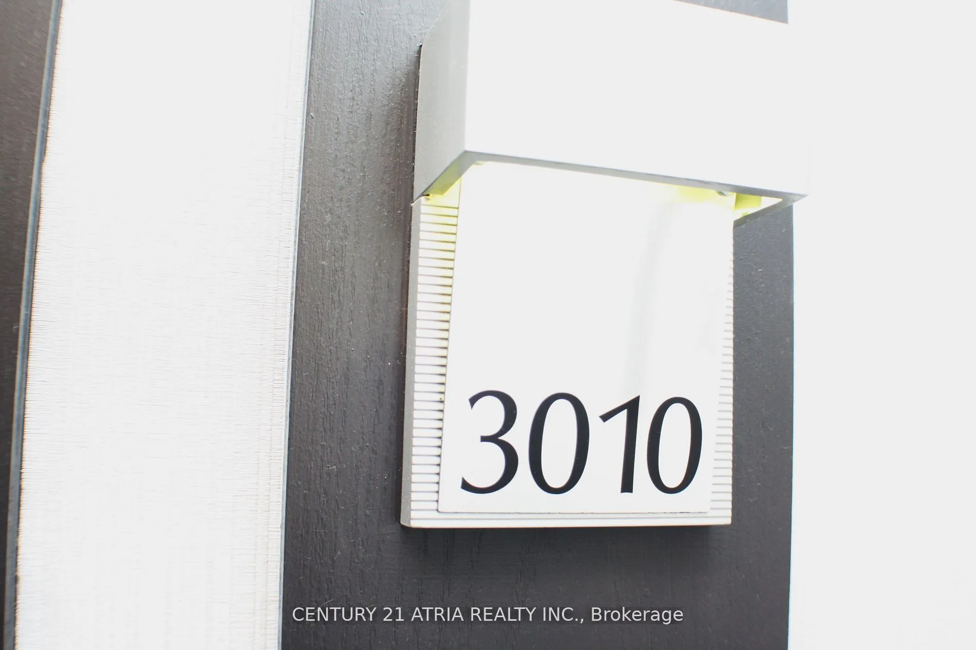 80 Absolute Avenue, #3010