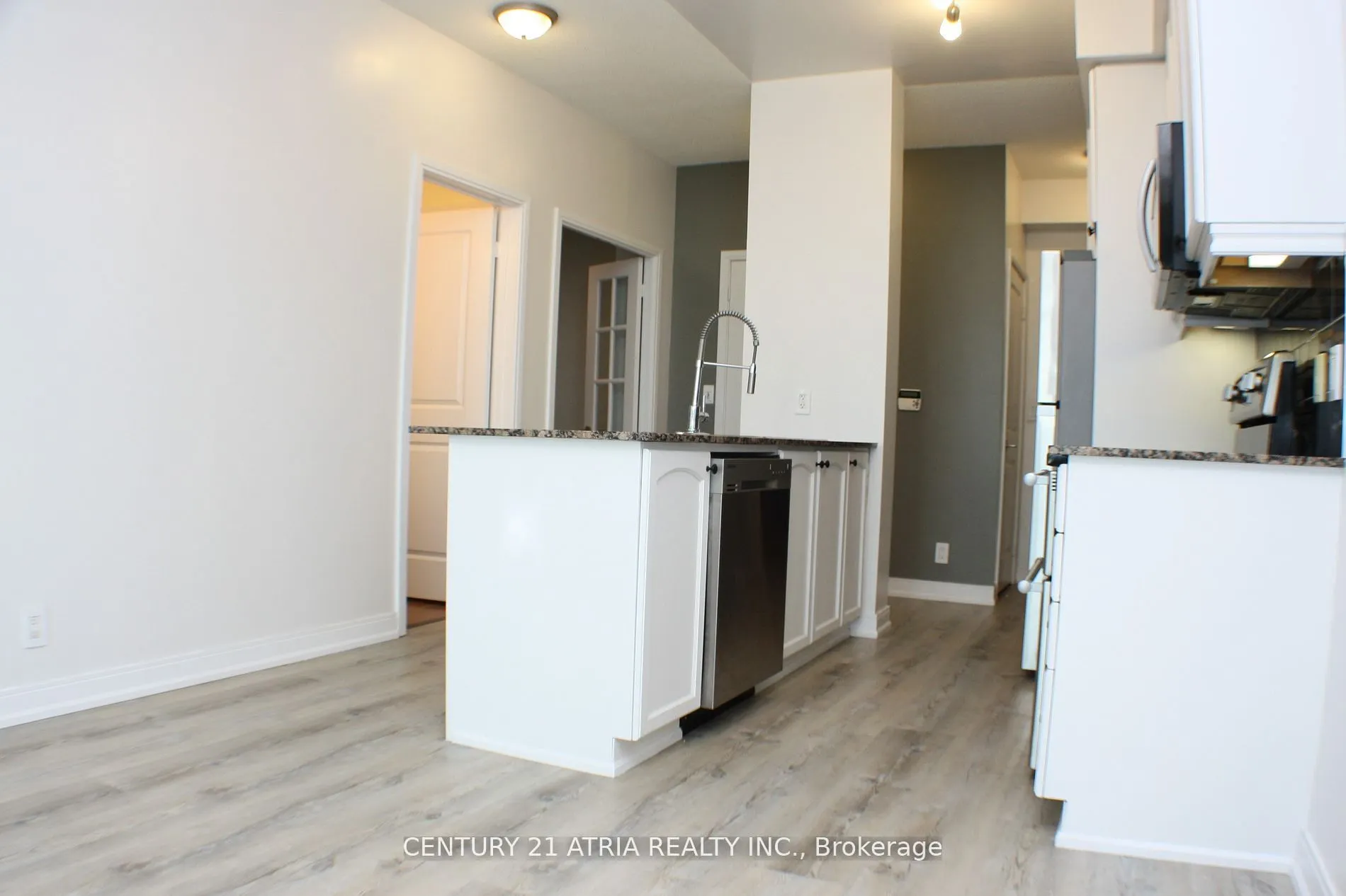 80 Absolute Avenue, #3010