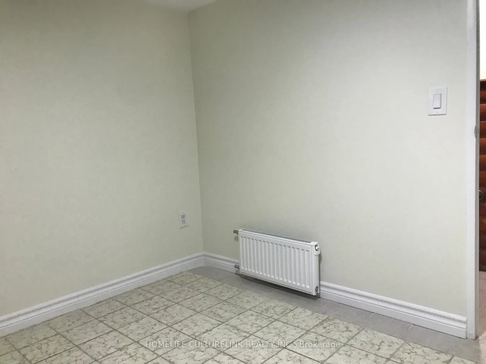 184 Livingstone Avenue, #Lower