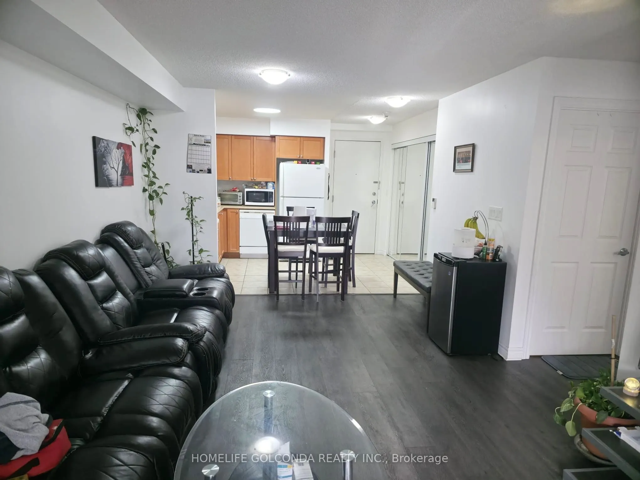 3888 Duke of York Boulevard, #526