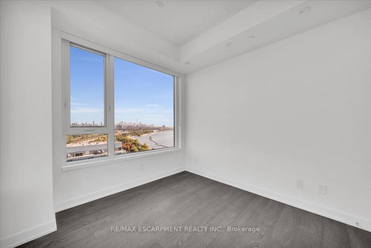 1926 Lakeshore Boulevard, #3002