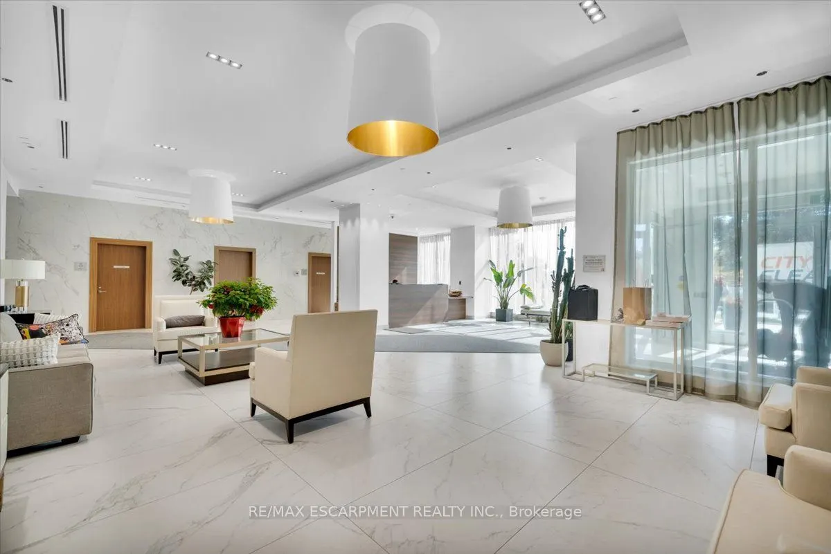 1926 Lakeshore Boulevard, #3002