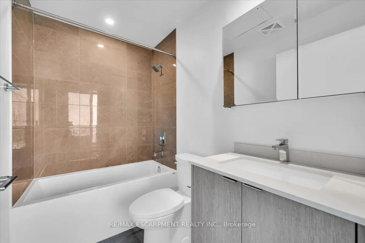 1926 Lakeshore Boulevard, #3002