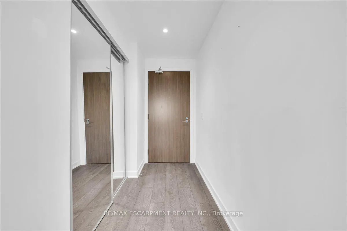 1926 Lakeshore Boulevard, #3002