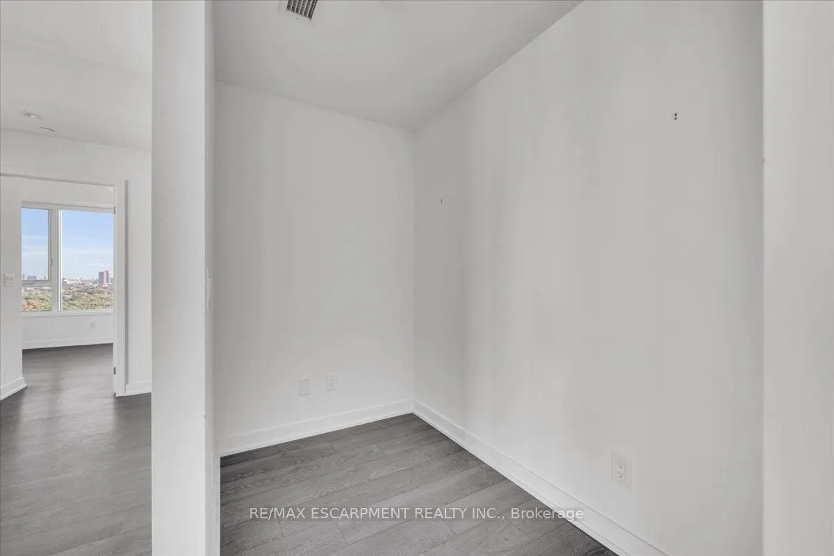 1926 Lakeshore Boulevard, #3002