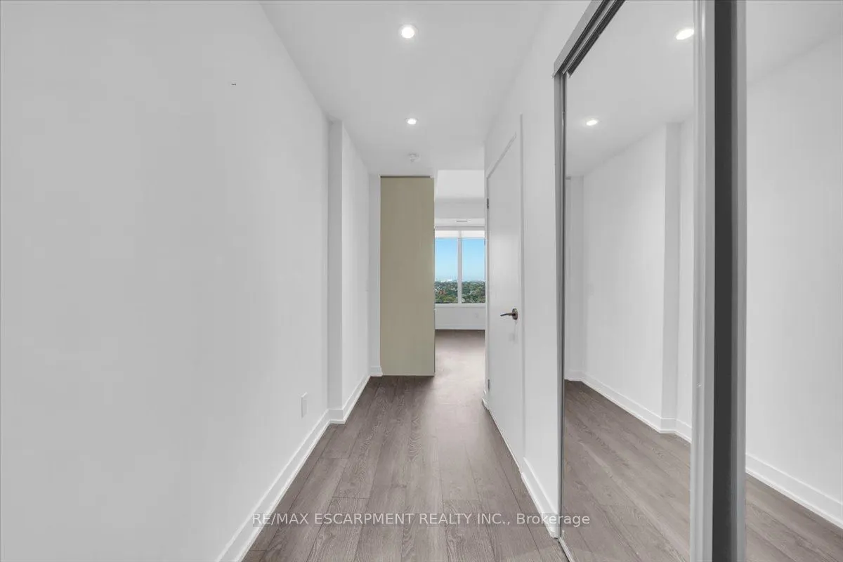 1926 Lakeshore Boulevard, #3002