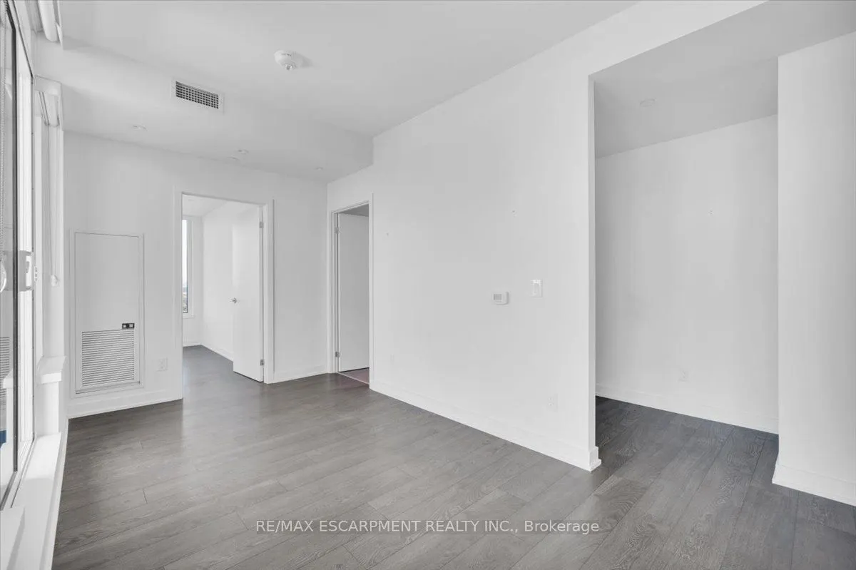 1926 Lakeshore Boulevard, #3002