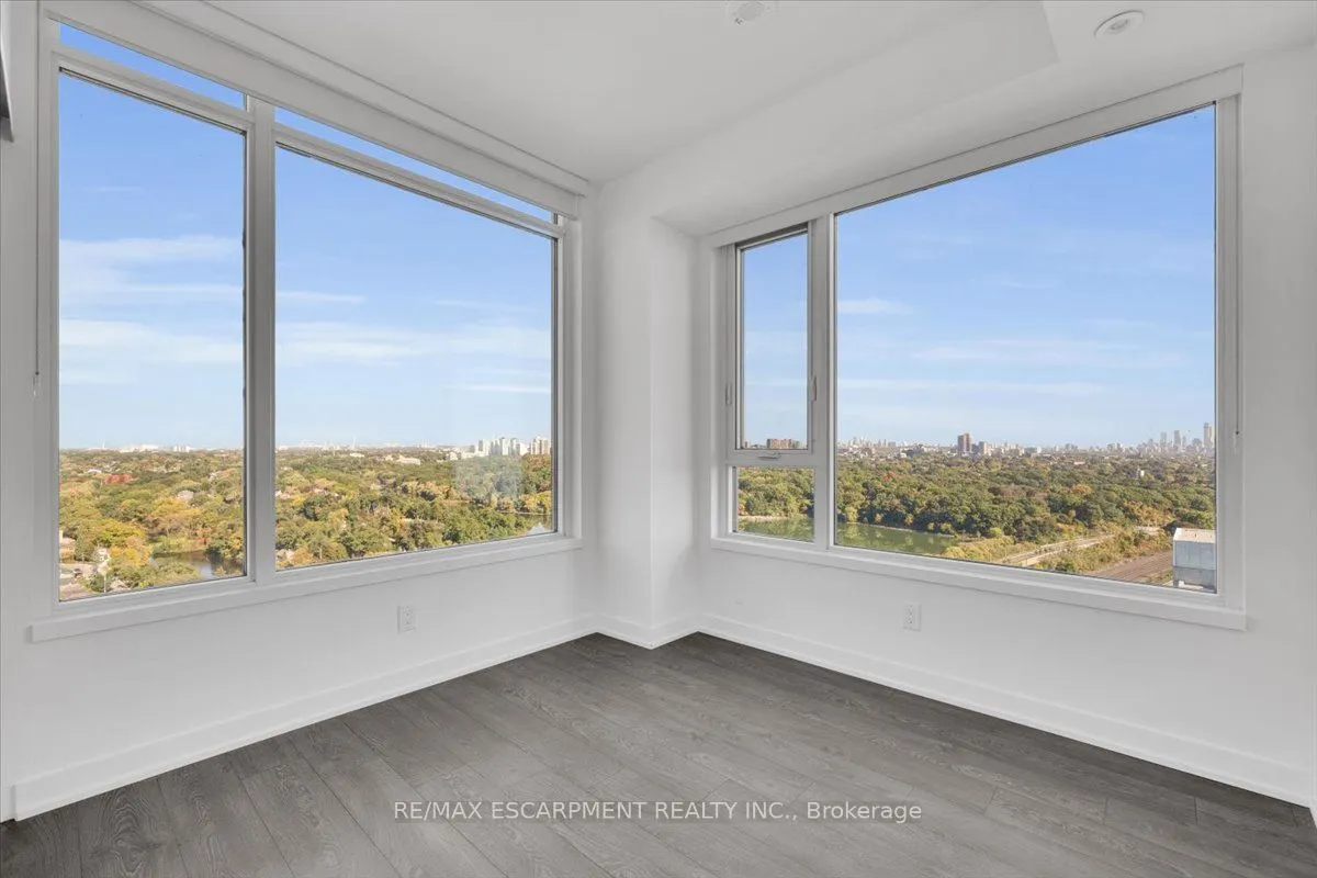 1926 Lakeshore Boulevard, #3002