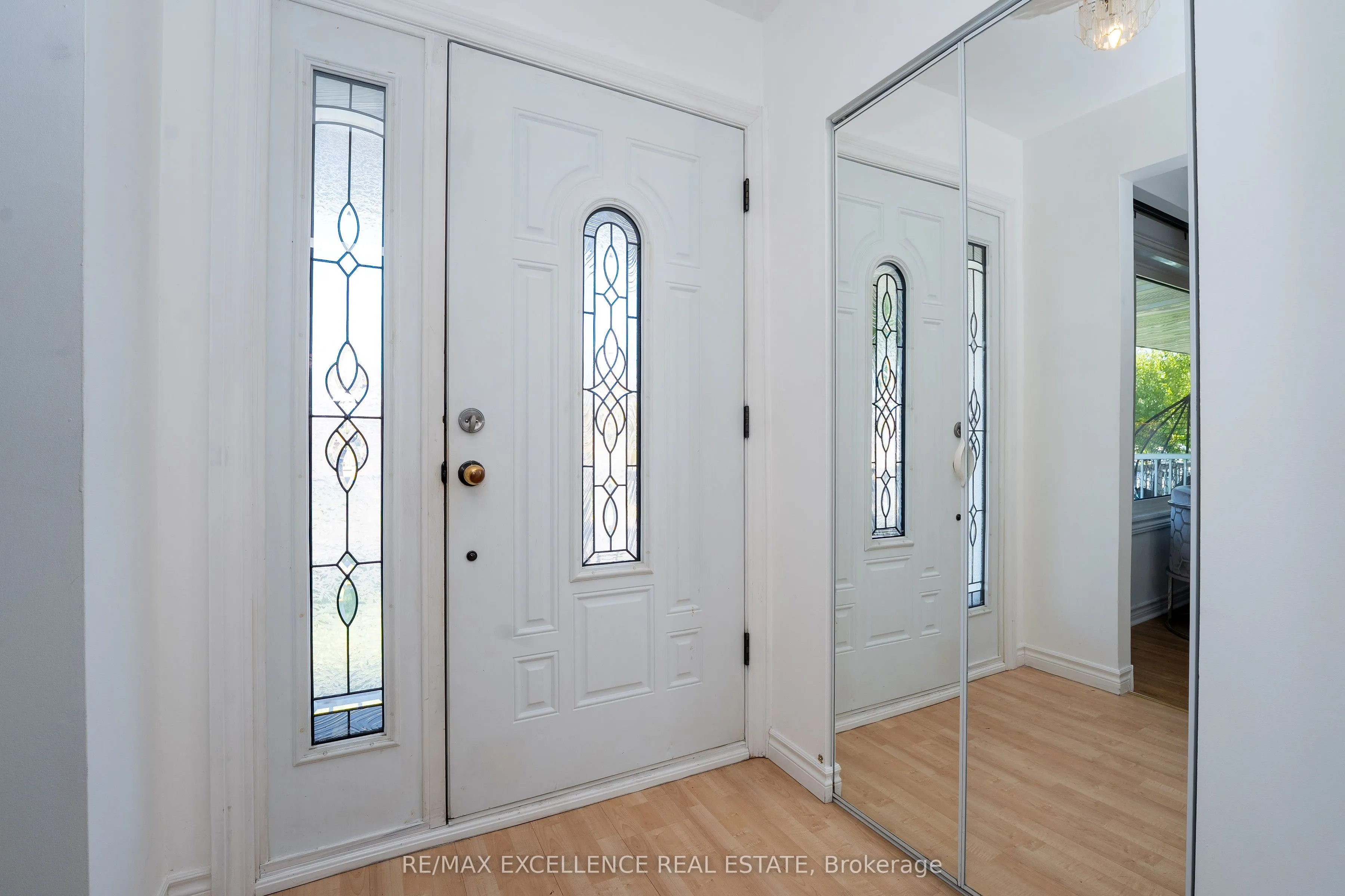 3692 Crabtree Crescent