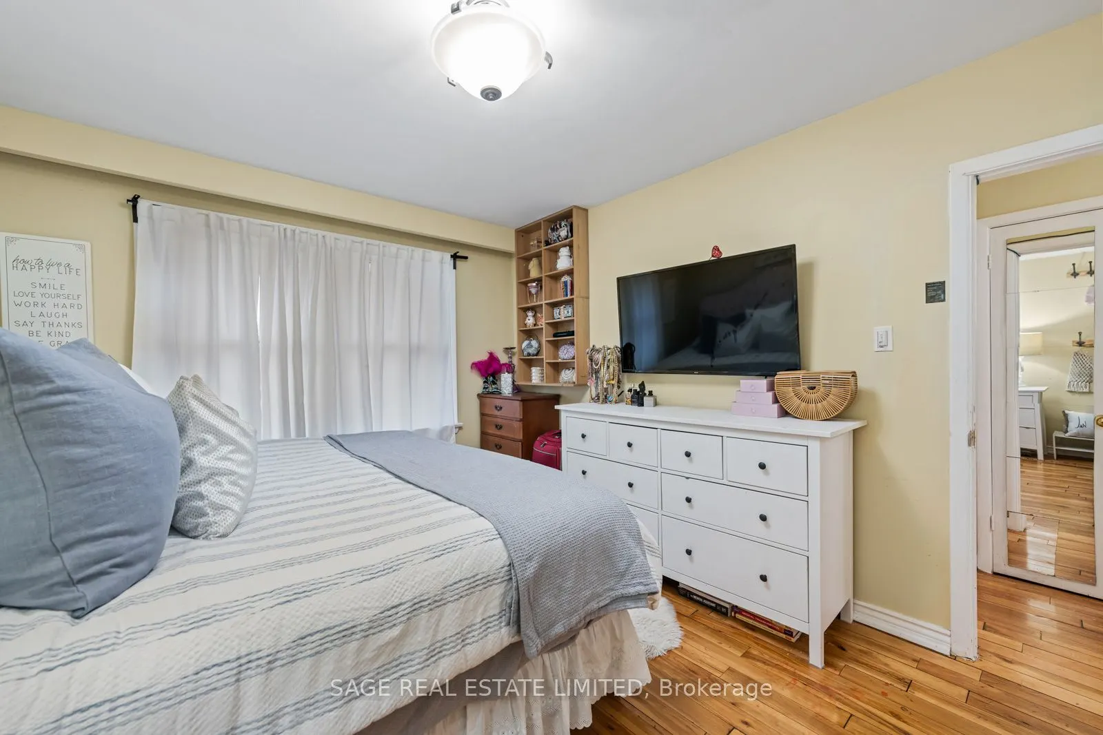 45 Dashwood Crescent