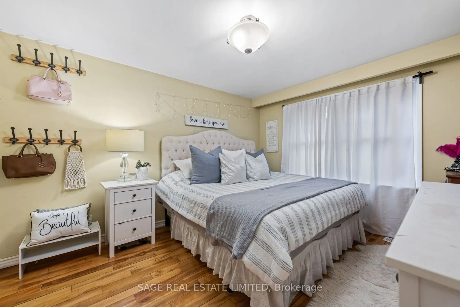 45 Dashwood Crescent