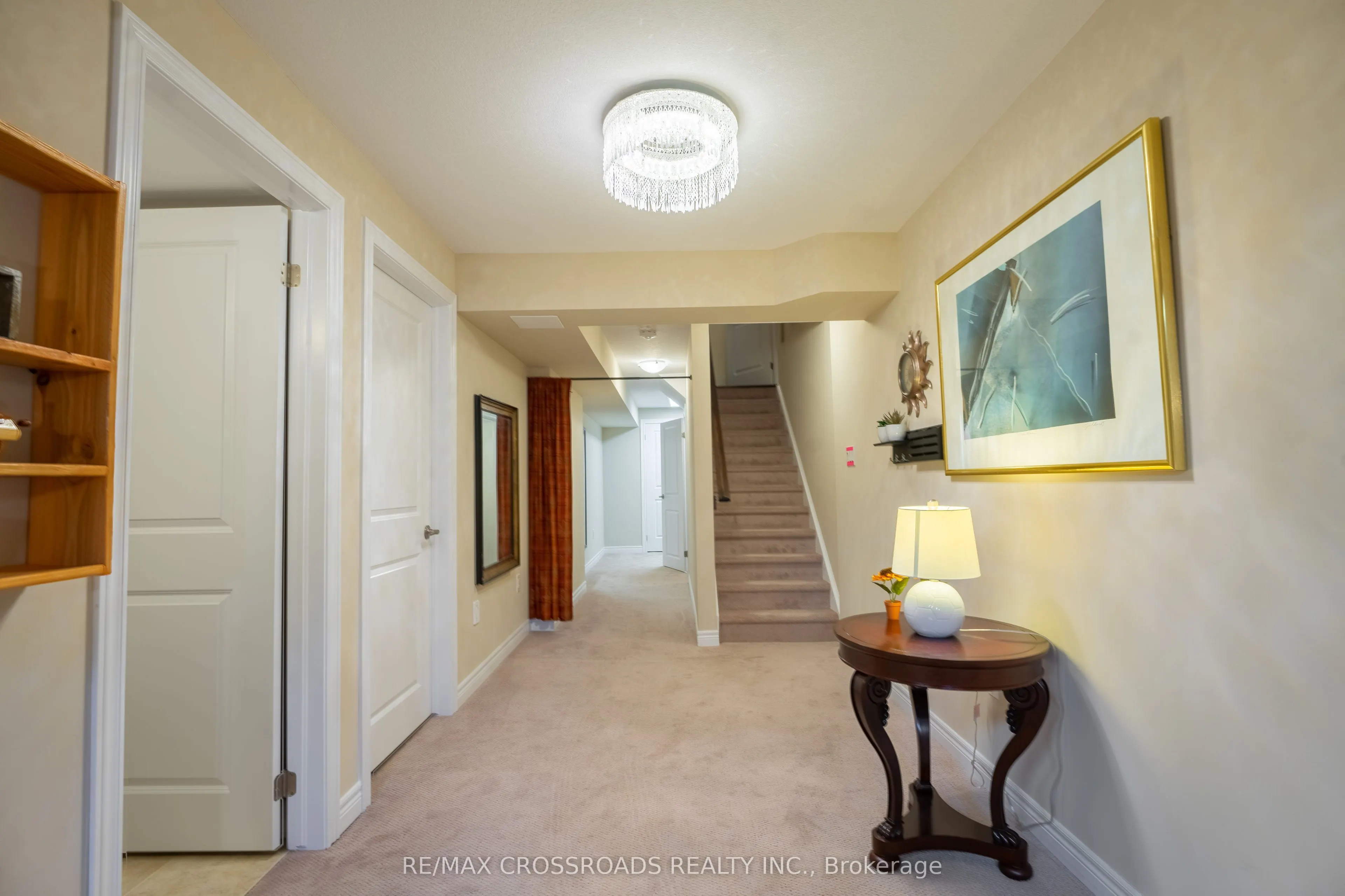 3333 Mockingbird Common E